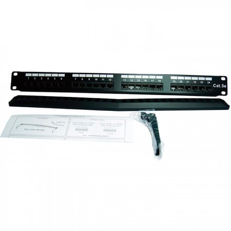 Cat 5e árnyékolatlan 1U 24 portos 180 fokos RJ45 patch panel